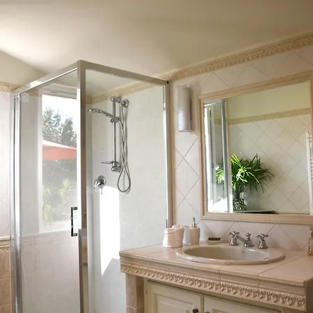 Costa Medea * Camaiore