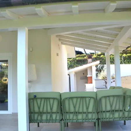 Costa Medea Villa *